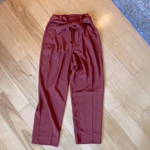 Madewell size 4 paperbag crop pants